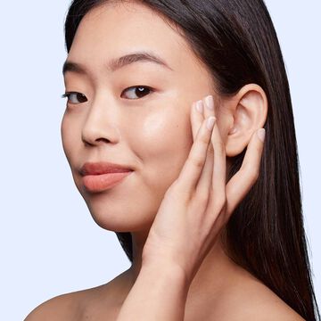 Bright Plus Dark Spot Targeting Gel-Fluid Essence