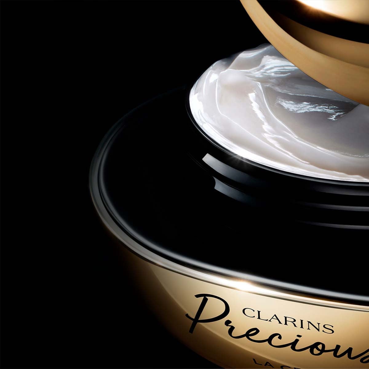 Precious La Crème - Luxury Collagen-Boosting Cream | CLARINS® UK