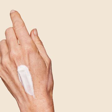 Sakura Hand & Nail Cream