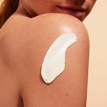 Youth-Protecting Body Sunscreen High Protection SPF50+