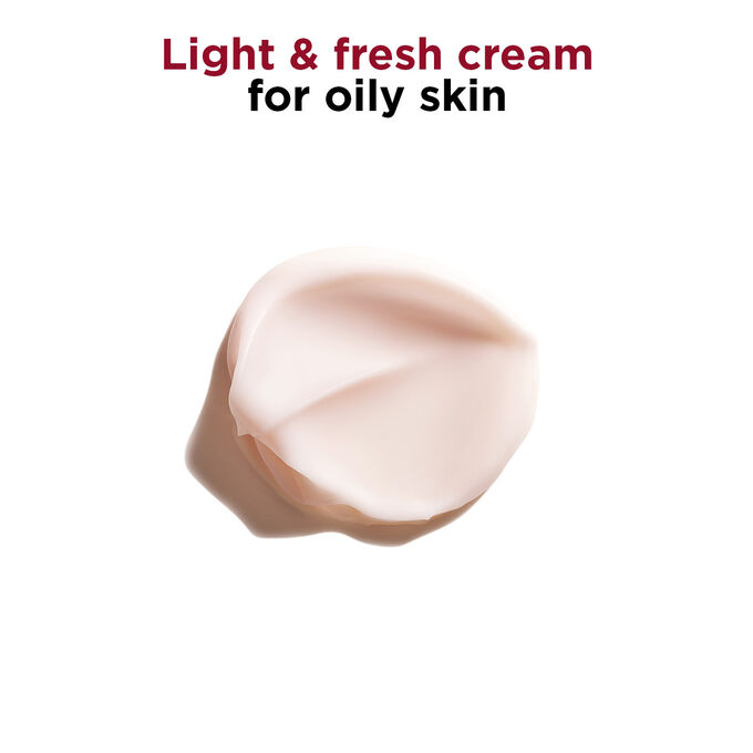 Re-Boost Matte Hydra-Mattifying Cream with light and fresh cream texture