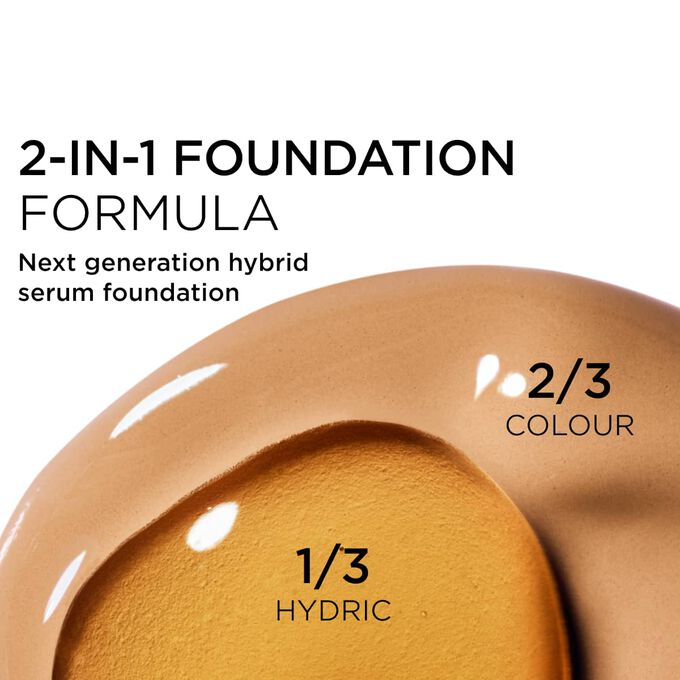 Focus on the mix of two textures: serum and foundation in Clarins' serum foundation powered formula for next-gen coverage
