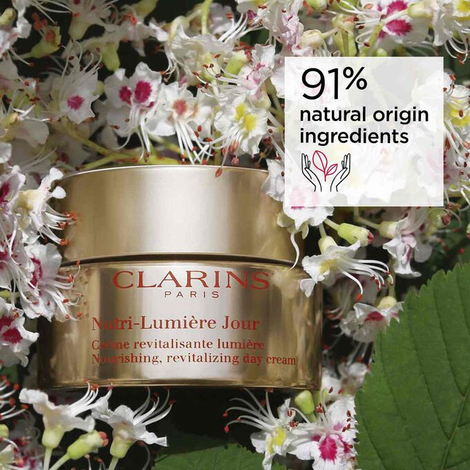 Nutri-Lumière Day Cream with 91% natural origin ingredients