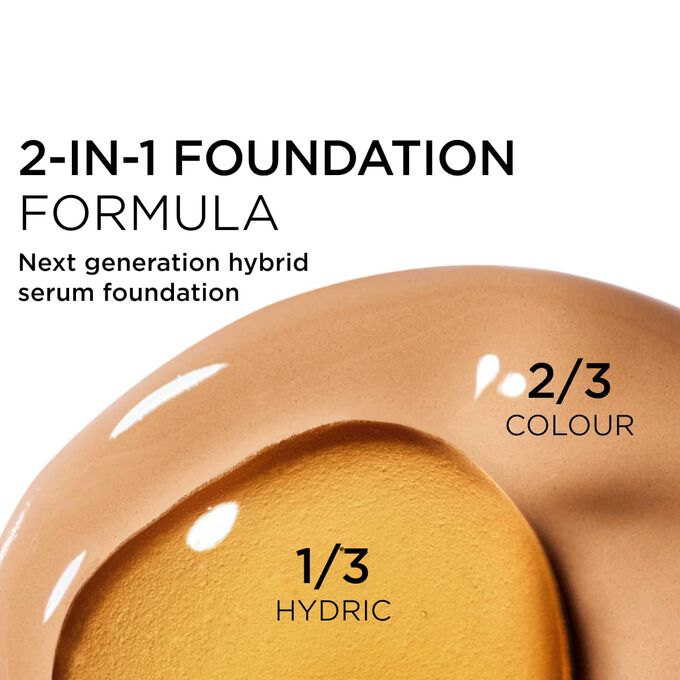 Focus on the mix of two textures: serum and foundation in Clarins' serum foundation powered formula for next-gen coverage