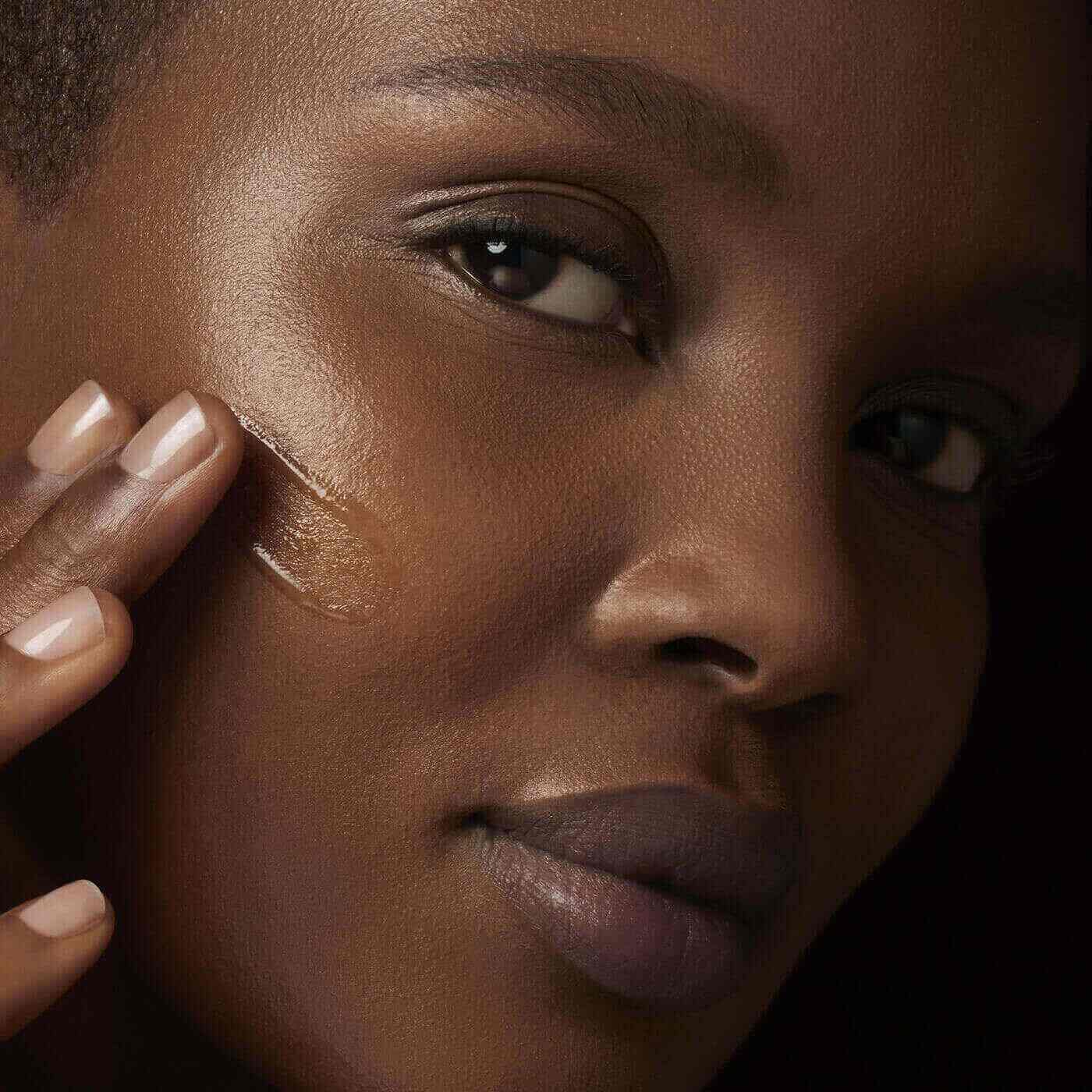 Precious L'Huile en Serum | CLARINS® UK