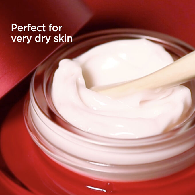Super-Restorative Night Cream Dry skin texture in jar