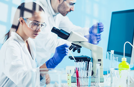 Photo of scientific experts in a laboratory