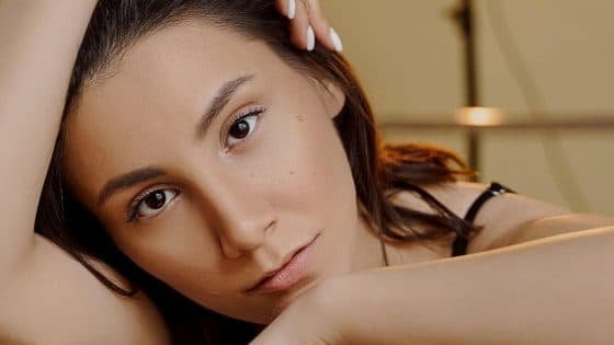 Foundations For Dry Skin: Everything You Should Know Foundations For Dry Skin: Everything You Should Know